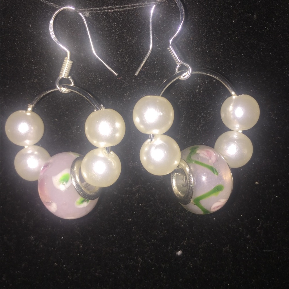 PINK ROSES & PEARLS - Picture 2 of 4